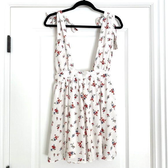 Forever 21 Self-Tie Ditsy Floral Dress - Picture 9 of 12
